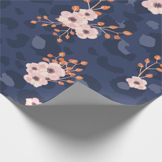 Seamless pattern with leopard skin and pink small  geschenkpapier (Ecke)