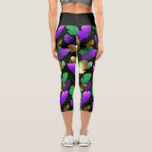 Seamless Pattern with Mardi Gras feathers Capri Leggings (Rückseite)