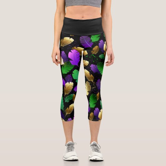 Seamless Pattern with Mardi Gras feathers Capri Leggings (Vorderseite)