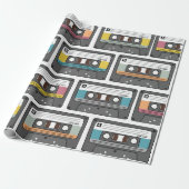 Seamless pattern with retro cassette tapes in dood geschenkpapier (Ungerollt)
