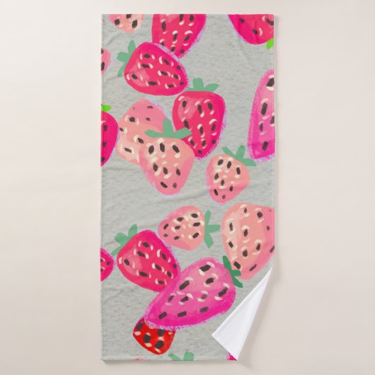 Seamless pattern with ripe strawberry. Hand drawn Badehandtuch (Badehandtuch)