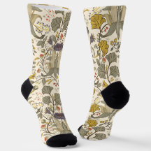 Seamless vintage floral pattern in cream back