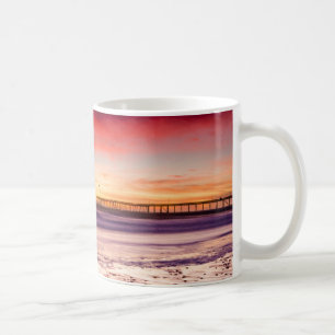 Seascape und Pier bei Sonnenuntergang, CA Kaffeetasse