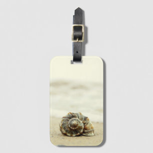 Seashell allein auf Strand Gepäckanhänger