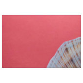 Seashell auf rotem Hintergrund Stoff (Fat Quarter (45,7 x 55,9 cm))