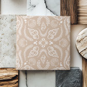 Seashell Beige & White Modern Coasttern Muster Fliese