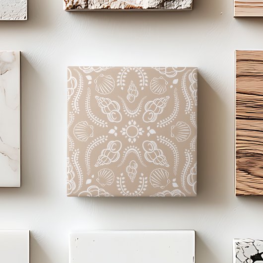 Seashell Beige & White Modern Coasttern Muster Fliese