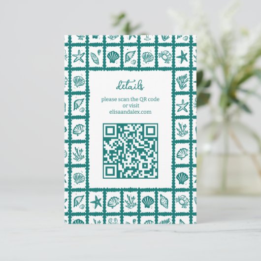 Seashell Grid Beach Wedding CUSTOM QR Code Begleitkarte (Stehend Vorderseite)