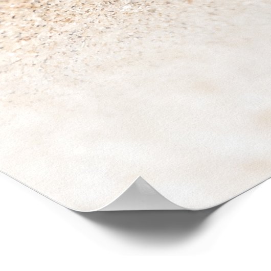 Seashell mit einem Herz auf Sand am Strand, Poster (Ecke)