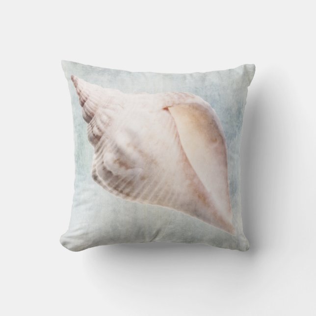 Seashell Not Coastal Blue Cream Watercolor Kissen (Vorderseite)