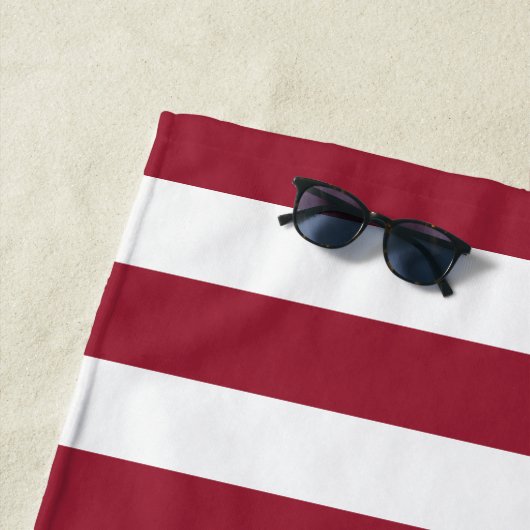 Seashell Red Stripe Monogram Strandtuch (Beispiel)