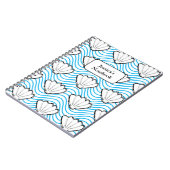 Seashell Sketch weiß und blau Wellenmuster Notizblock (Linke Seite)