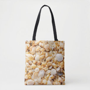 Seashell strukturierte Sommer Strand Hintergrund. Tasche