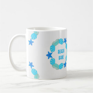 Seashell umkreist Strandbabe oder individuelle Nam Kaffeetasse