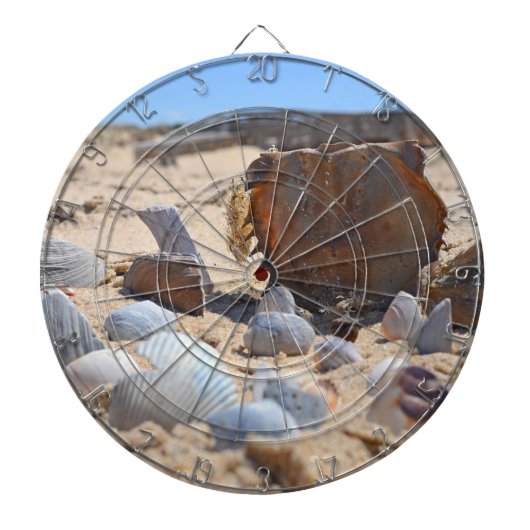 Seashells am Strand von Shirley Taylor Dartscheibe (vorne)