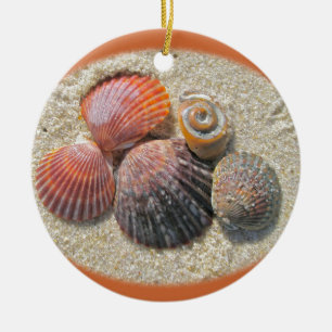 Seashells auf den Strand-Weihnachtsverzierungen Keramikornament