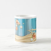 Seashells auf Sand Kaffeetasse