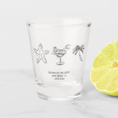 Seashells & Cocktails Beach Bachelorette Gefallen Schnapsglas (Vorderseite)