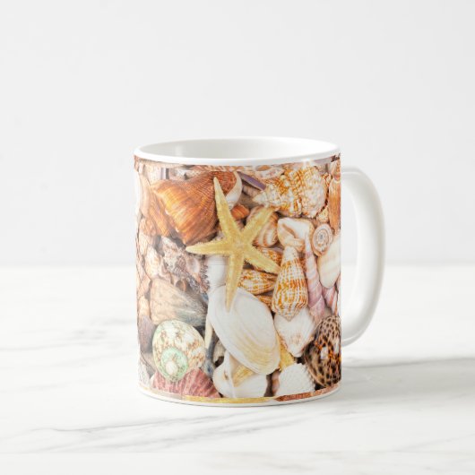 Seashells-Hintergrund Kaffeetasse (VorderseiteRechts)
