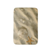 Seashells im Sand Badematte (Vorderseite Vertikal)