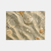 Seashells im Sand Fleecedecke (Vorderseite (Horizontal))