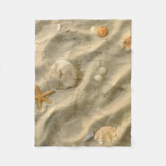 Seashells im Sand Fleecedecke (Vorderseite)