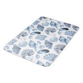 Seashells kopieren im blauen Strand-Haus Badematte (Schrägansicht)