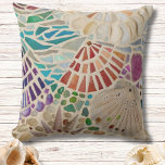 Seashells Pebbles Kissen<br><div class="desc">Fügen Sie dieses dekorative Kissen zu Ihrem Innenhof,  Garten oder Strandhaus Dekoration. Es zeichnet sich durch ein originelles Mosaik am Strand aus,  das aus Glas,  Kies und Muscheln inspiriert ist. Original Mosaic © Michele Davies</div>