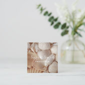 Seashells Sea Beach Beige Nature Quadratische Visitenkarte (Stehend Vorderseite)