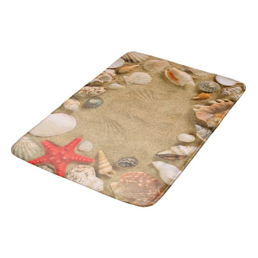 Seashells und Sand Badematte (Schrägansicht)