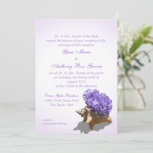 Seashore Lila Hydrangea Wedding Einladung (Stehend Vorderseite)