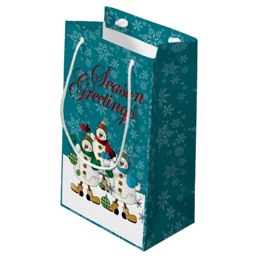 Season Greetings Snowmen Friends | Christmas Kleine Geschenktüte (Rückseite Schrägansicht)