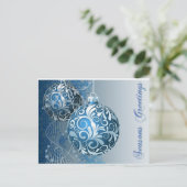 Seasons Greetings Blue Baubles Postcard Feiertagspostkarte (Stehend Vorderseite)
