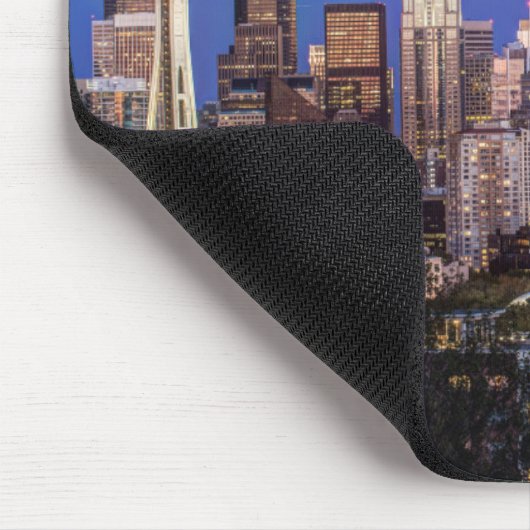 Seattle, Downtown und Rainier am Twilight Mousepad (Ecke)