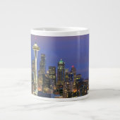 Seattle gesehen von Kerry-Park in der Königin Anne Jumbo-Tasse (Vorderseite)