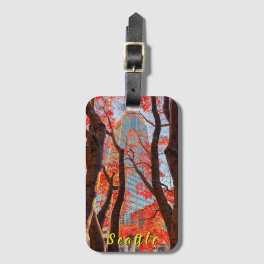 Seattle in Red Autumn Color Gepäckanhänger (Vorderseite Vertikal)