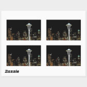 Seattle skyline at night, with space Needle. Rechteckiger Aufkleber (Blatt)