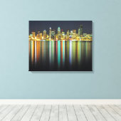 Seattle Skyline nachts mit Reflexion Leinwanddruck (Insitu (Holzboden))