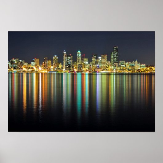 Seattle Skyline nachts mit Reflexion Poster (Vorne)