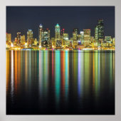Seattle Skyline nachts mit Reflexion Poster (Vorne)