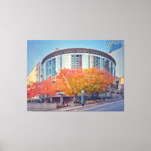 Seattle's Benaroya Hall im Herbst Leinwanddruck (Vorderseite)