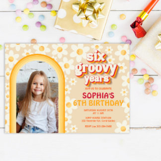 Sechs Groovy Years 6. Geburtstag Foto Einladung |
