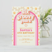 Sechs Groovy Years Daisy Rainbow Birthday Einladun Einladung (Stehend Vorderseite)