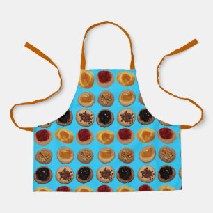 Sechs Kolaches zur hellblauen Schürze