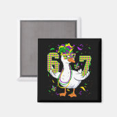 Sechs Sieben 67 Meme Gans mit Narrenhut & Perle Magnet (Vorderseite/Rückseite)