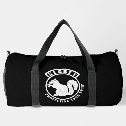 Secret Eichhörnchen Patch "Protected Your Nuts" Duffle Bag (Rückseite)