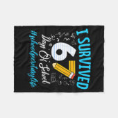 Secretary Survived 67 Days Of School Humor Design  Fleecedecke (Vorderseite (Horizontal))
