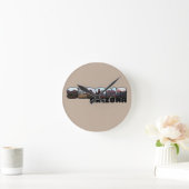 Sedona Arizona Big Letter - Bergblick Runde Wanduhr (Zuhause)