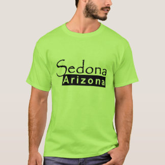 Sedona Arizona im schwarzen T - Shirt