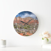 Sedona Arizona rote Felsenlandschaft Große Wanduhr (Zuhause)